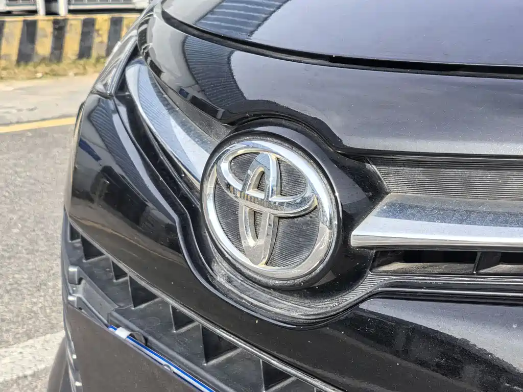 Toyota Vios 2022 — фото 7