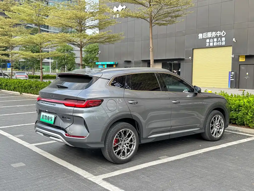 BYD Song PLUS New Energy 2023 — фото 4