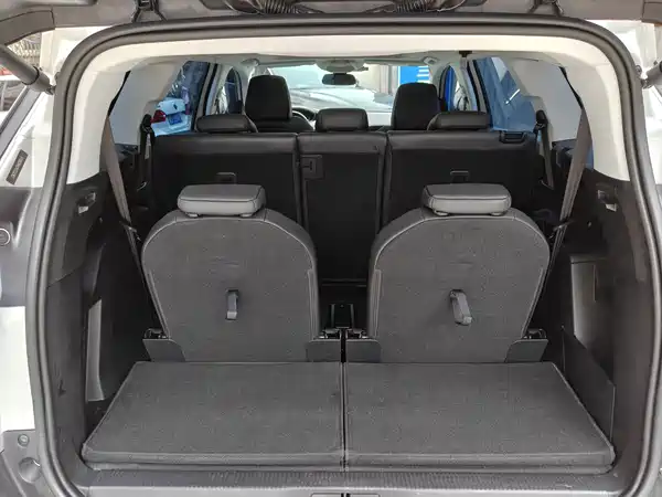 Peugeot 5008 2017