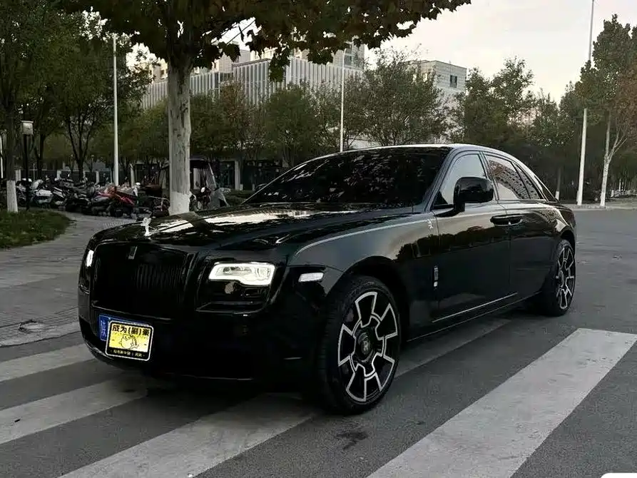 Rolls-Royce Ghost 2012 — фото 1