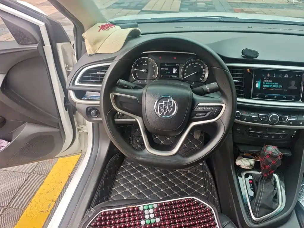 Buick Excelle 2015