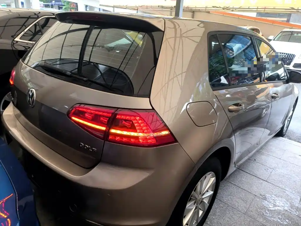Volkswagen Golf 2016