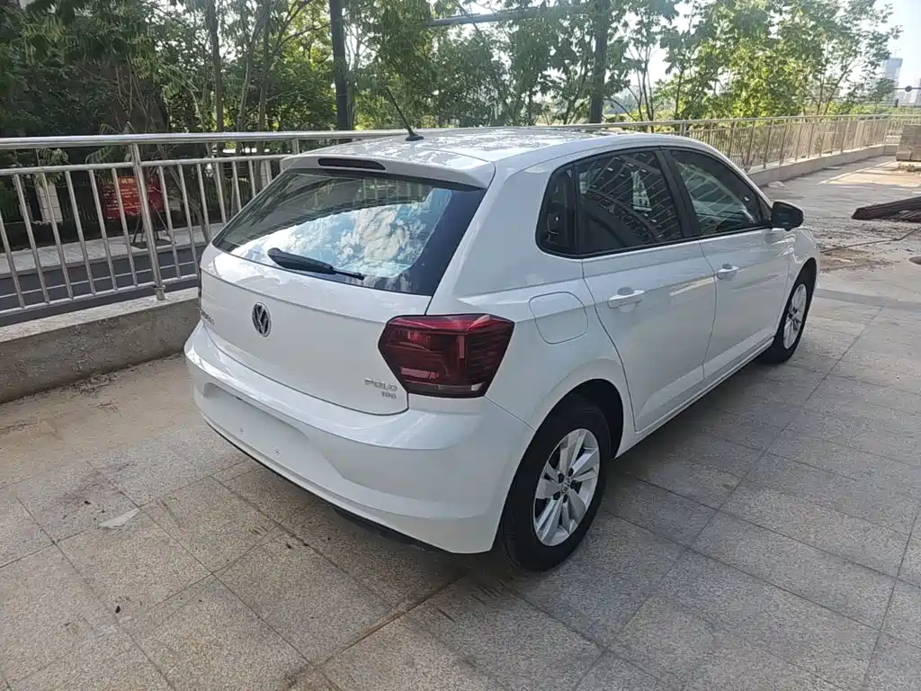 Volkswagen Polo 2021