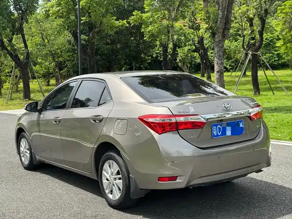Toyota Corolla 2015
