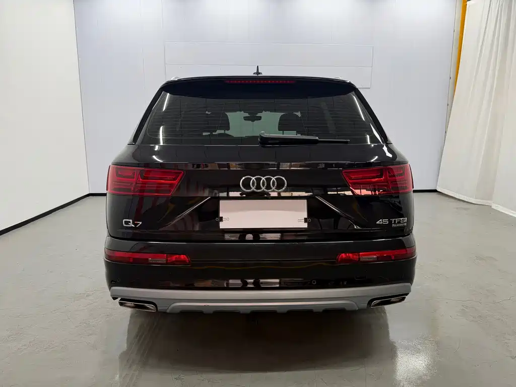 Audi Q7 2016 — фото 5