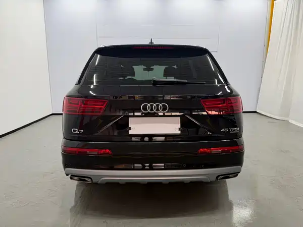 Audi Q7 2016