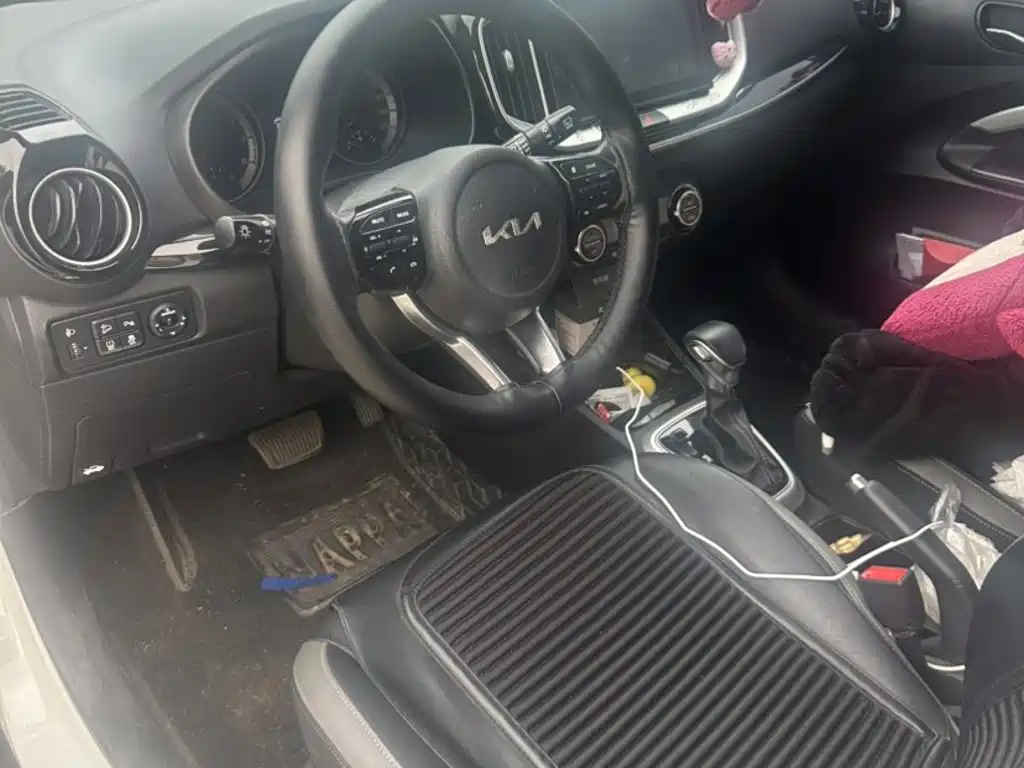Kia KX1 2022 — фото 17