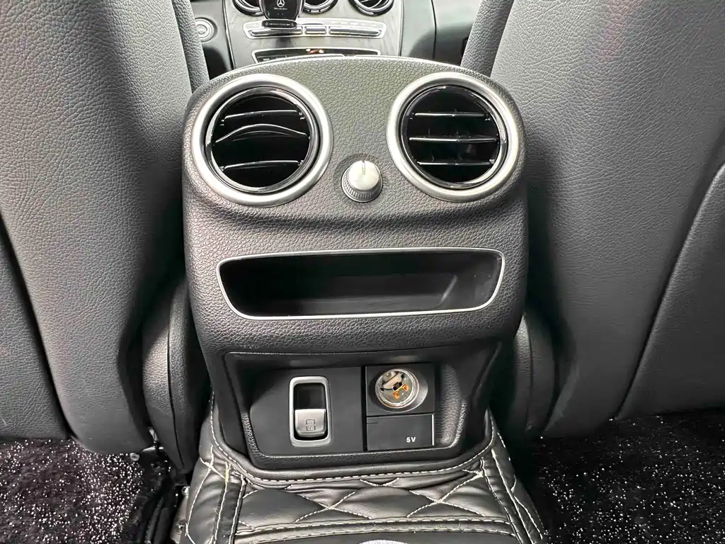 Mercedes-Benz C-Class 2021 — фото 12