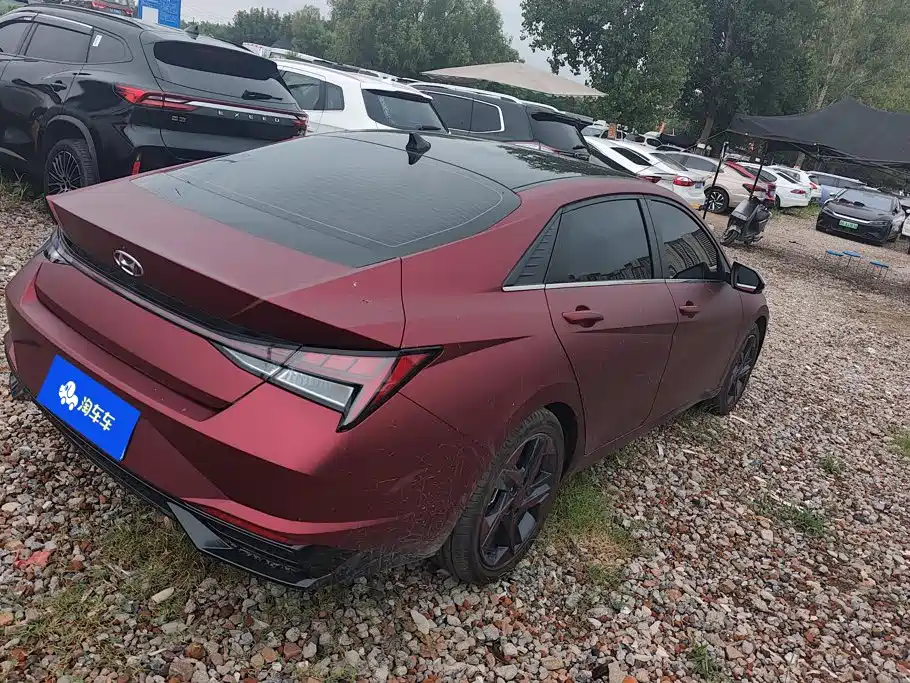 Hyundai Elantra 2021