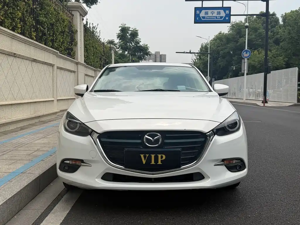 Mazda 3 Axela 2017