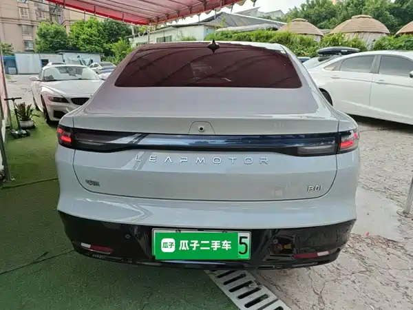 Leapmotor B01 2025
