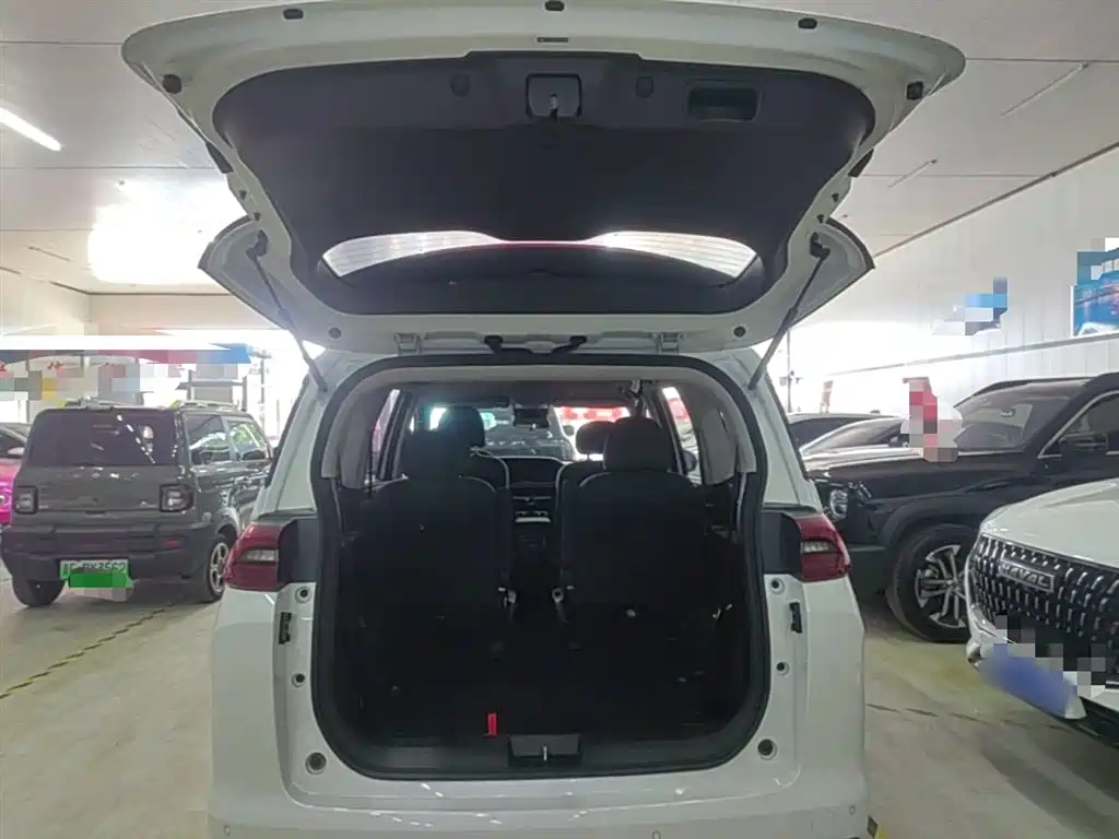 GAC Motor Trumpchi M6 2023 — фото 19