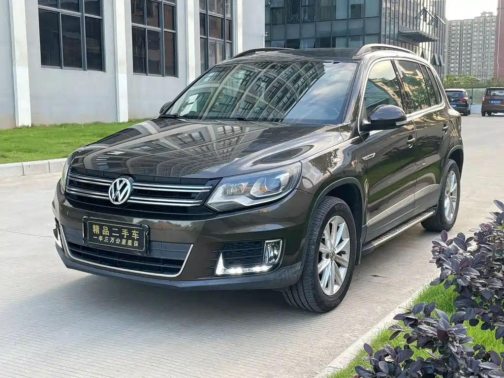 Volkswagen Tiguan 2017 — фото 1