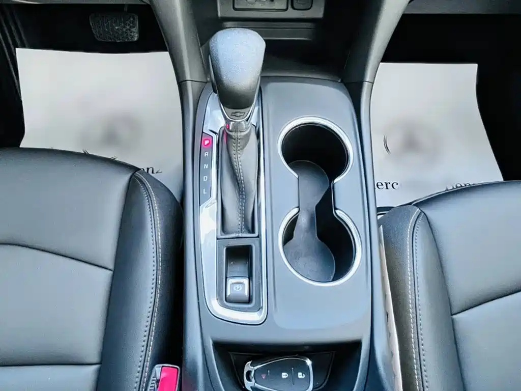 Chevrolet Equinox 2022 — фото 13