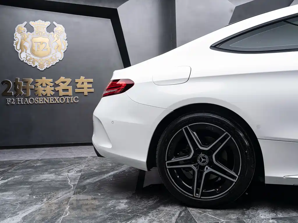 Mercedes-Benz C-Class 2019 — фото 6