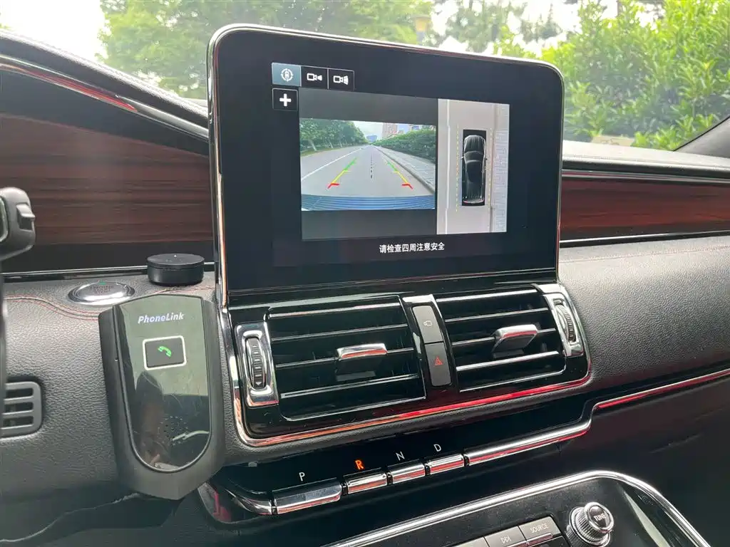 Lincoln Navigator 2018 — фото 14