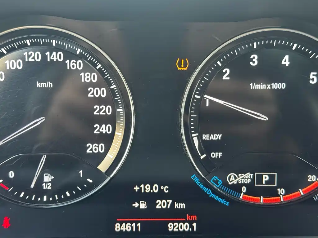 BMW 1 Series 2022 — фото 12