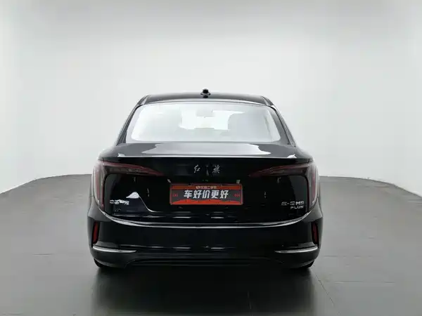 Hongqi E-QM5 2023