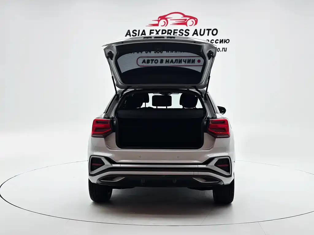 Audi Q2L 2022 — фото 8