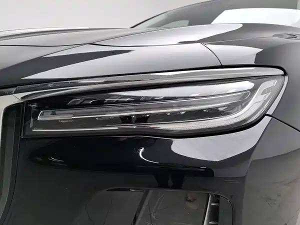 Hongqi H5 PHEV 2025