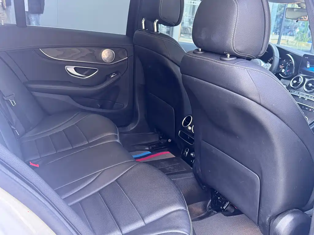 Mercedes-Benz C-Class 2019 — фото 10