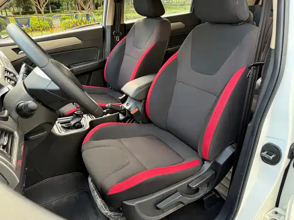BAIC M50F 2017