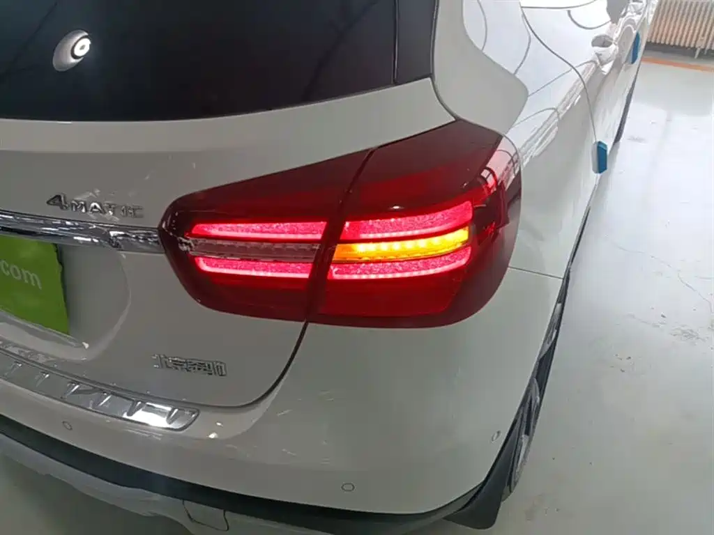 Mercedes-Benz GLA 2017 — фото 8