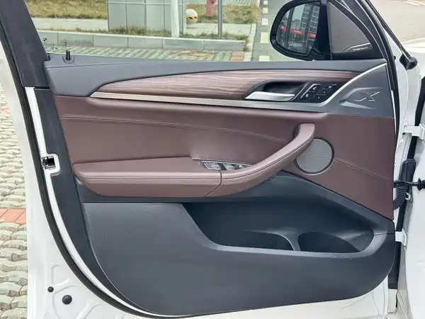 BMW X3 2021