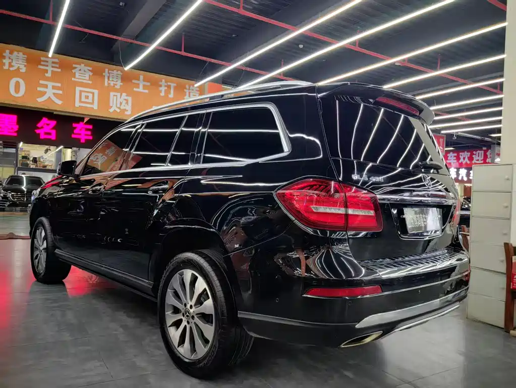 Mercedes-Benz GLS 2018 — фото 15
