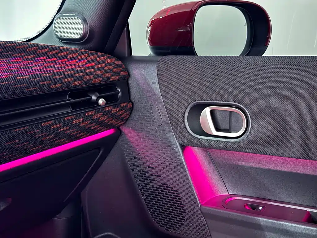 MINI JCW 2025 — фото 16