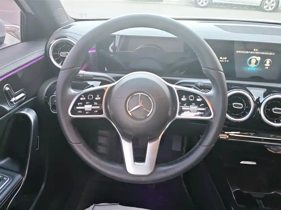 Mercedes-Benz A-Class 2023 — фото 15