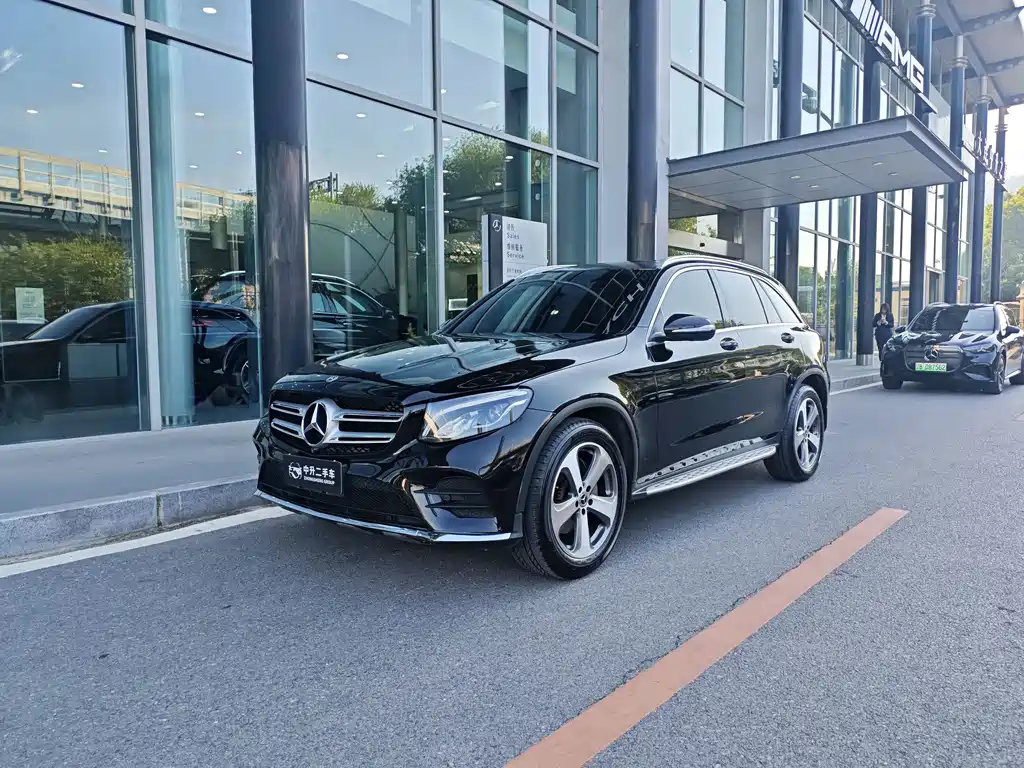 Mercedes-Benz GLC 2017 — фото 1