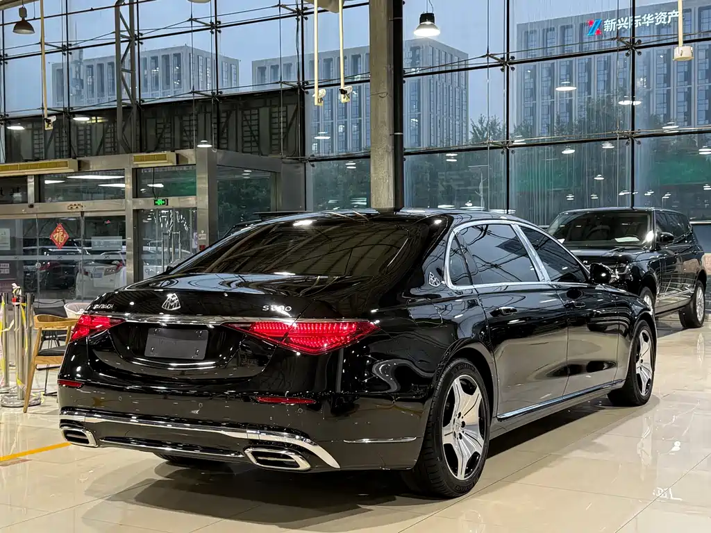 Mercedes-Benz Maybach S-Class 2022 — фото 30