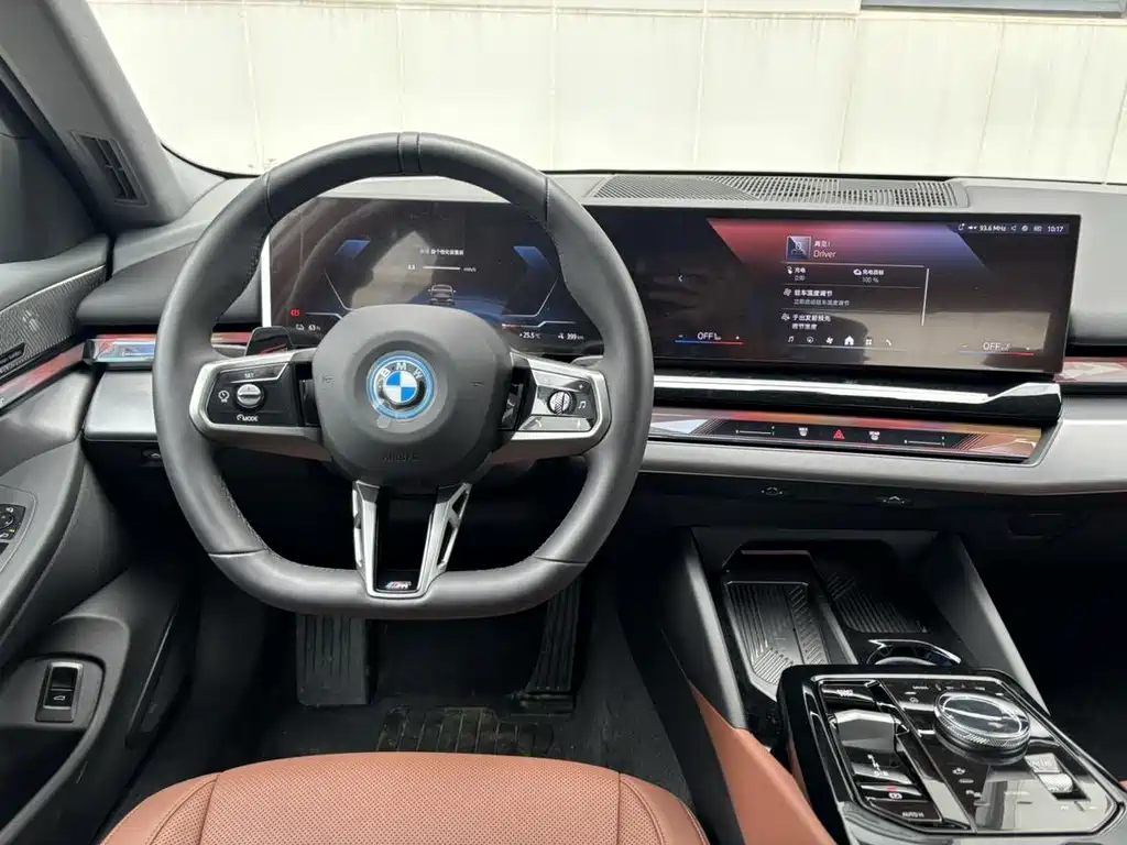 BMW i5 2026 — фото 7