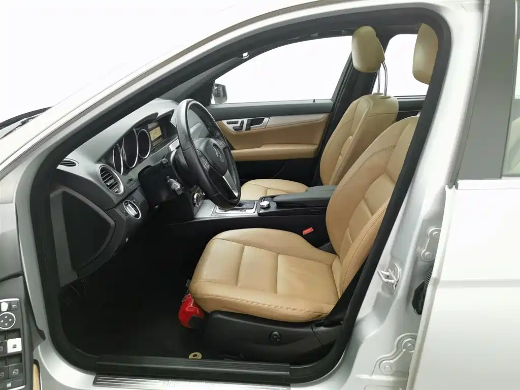 Mercedes-Benz C-Class 2013 — фото 10