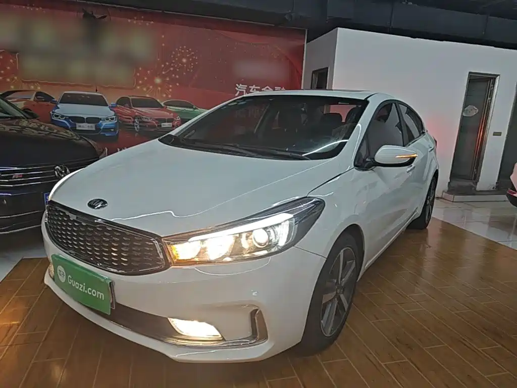Kia K3 2018 — фото 1