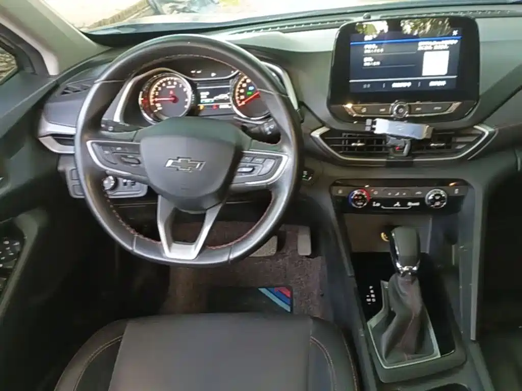Chevrolet Orlando 2023 — фото 11