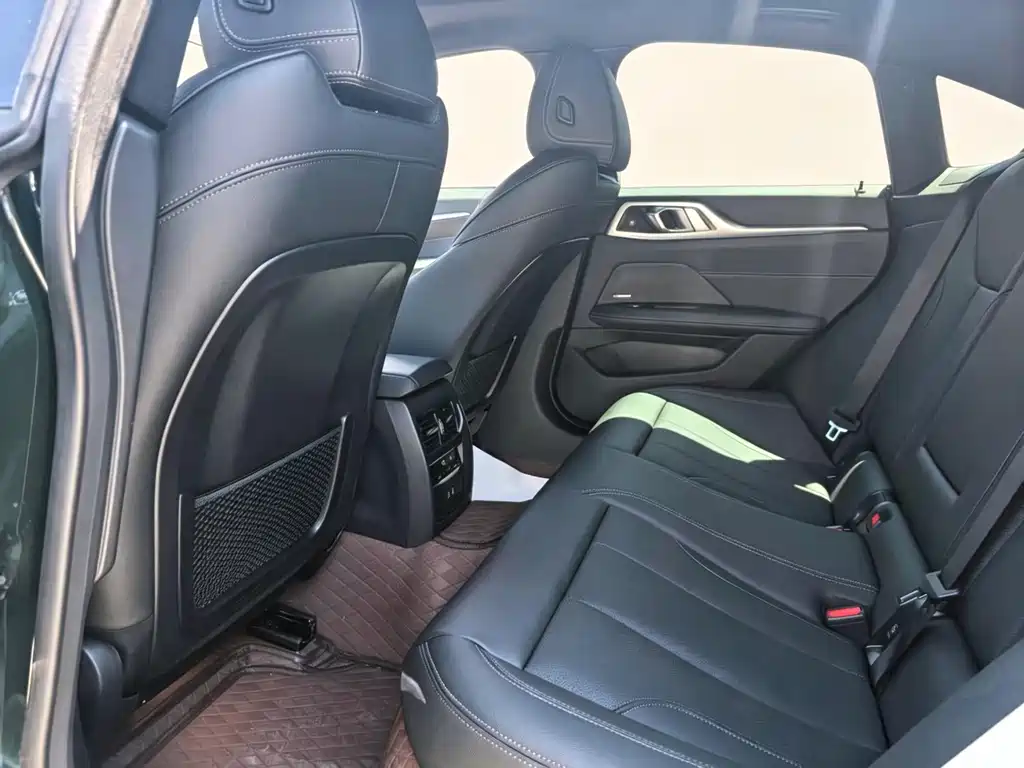 BMW 4 Series 2023 — фото 11