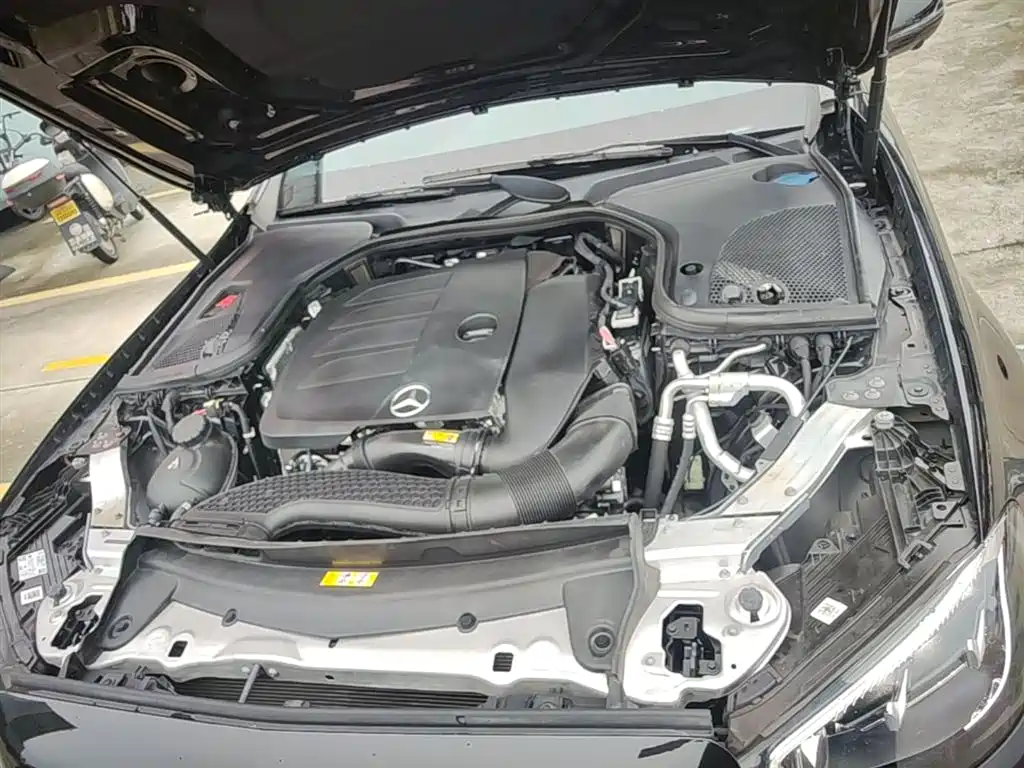 Mercedes-Benz E-Class 2023 — фото 20