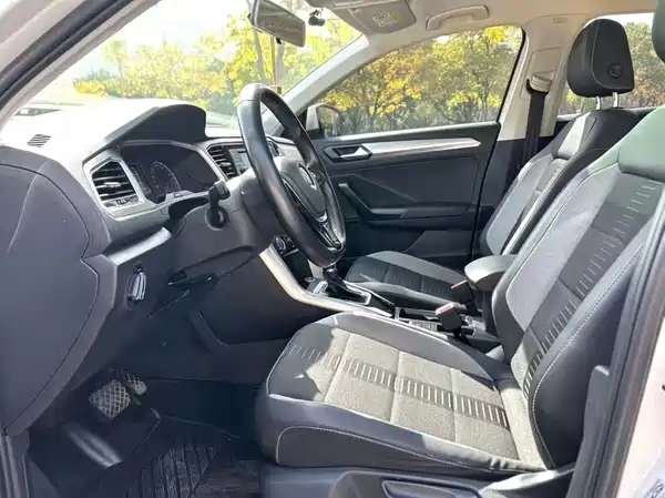 Volkswagen T-Roc 2018