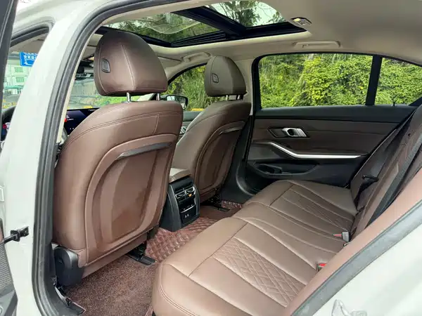 BMW i3 2024
