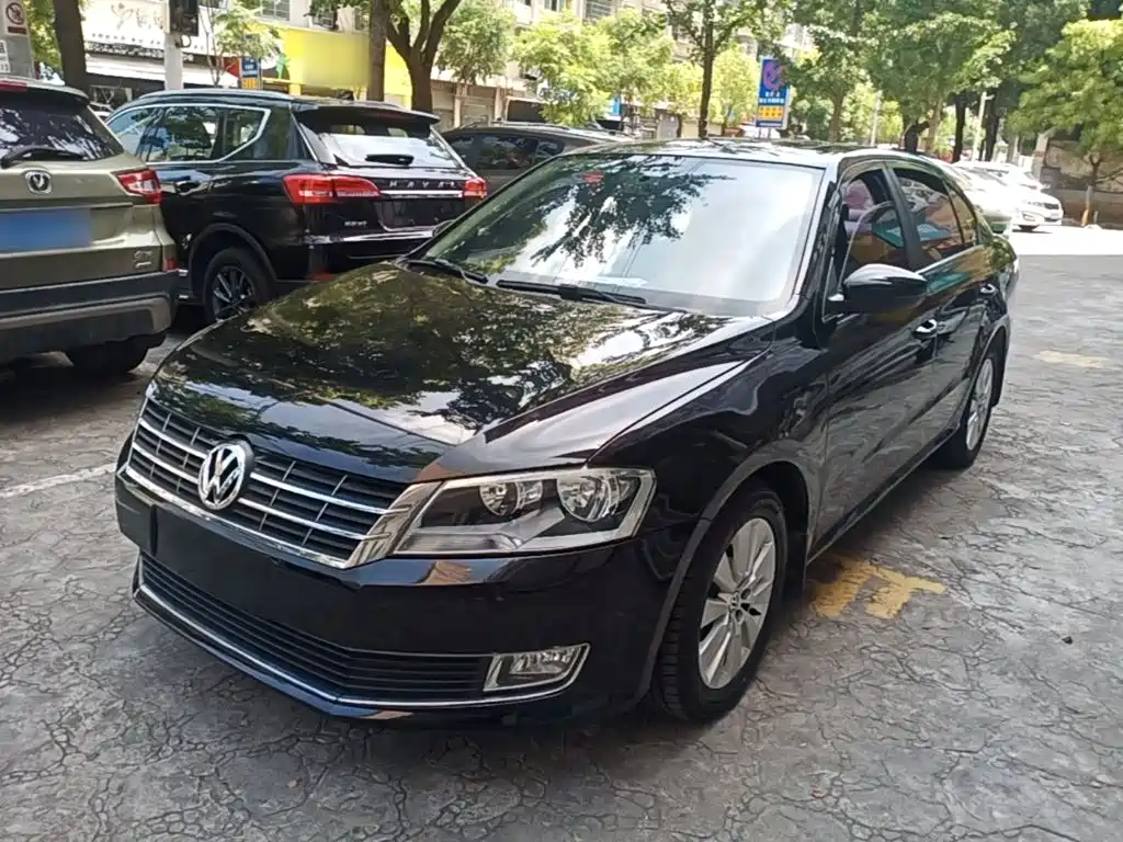 Volkswagen Lavida 2015