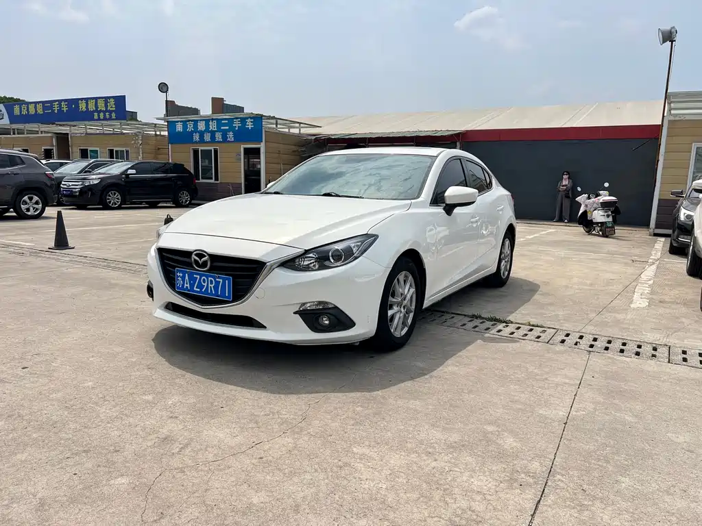 Mazda 3 Axela 2016