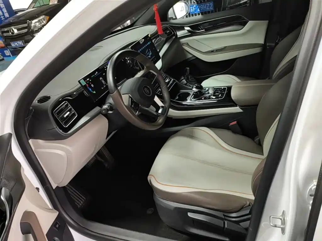 BYD Qin PLUS 2024 — фото 15