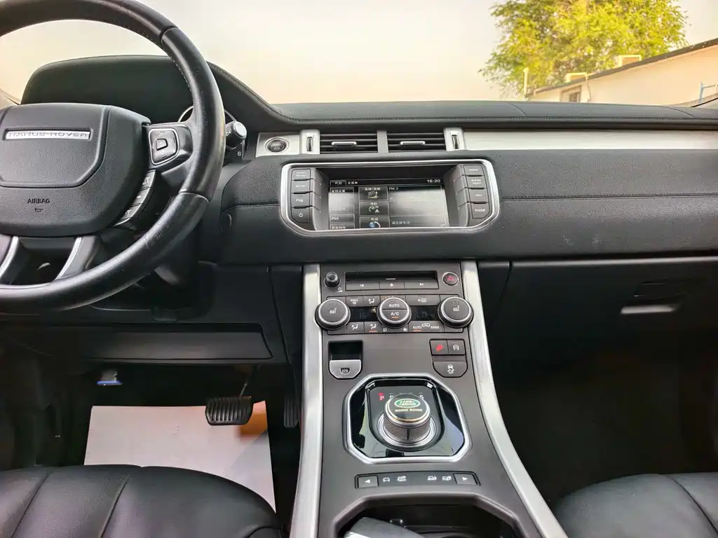 Land Rover Evoque 2015 — фото 13