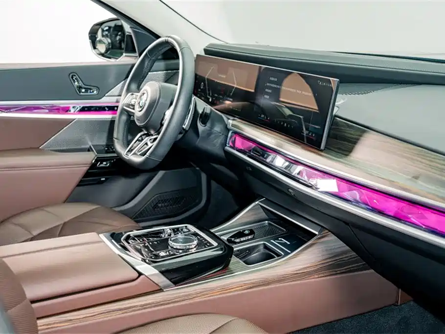 BMW 7 Series 2024 — фото 19