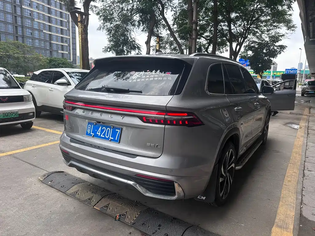 Geely Xingyue L 2024 — фото 8