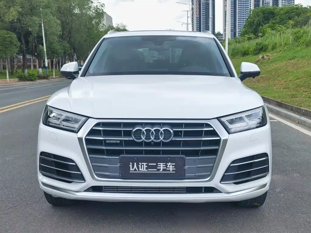 Audi Q5L 2021 — фото 2