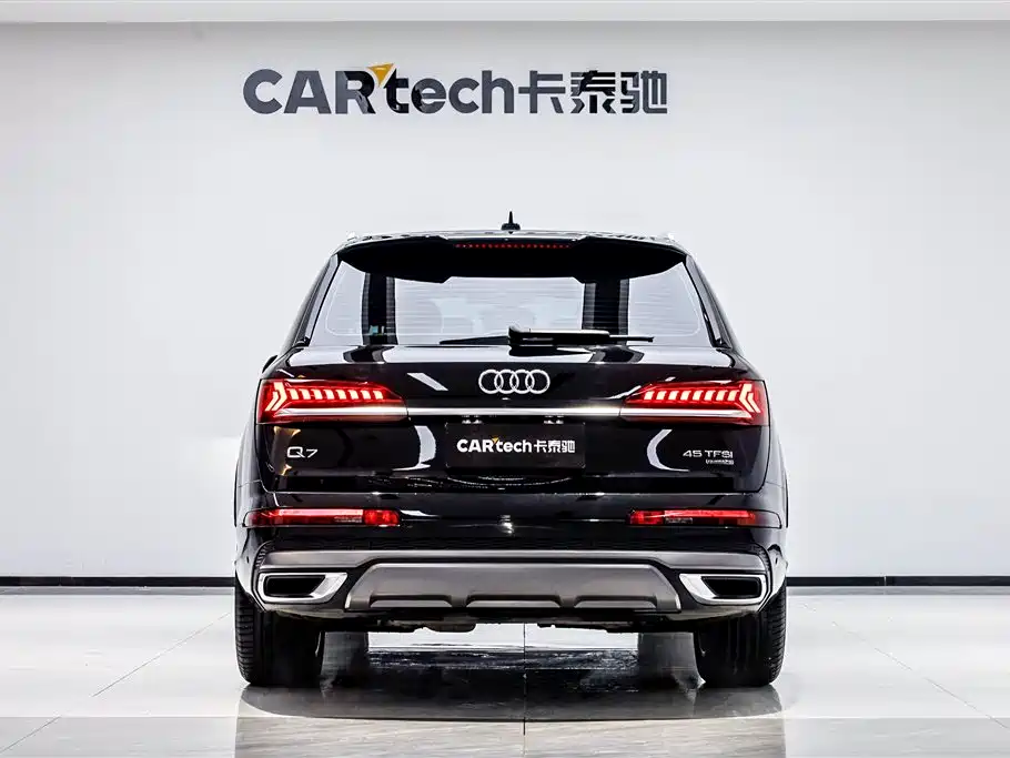 Audi Q7 2023 — фото 5