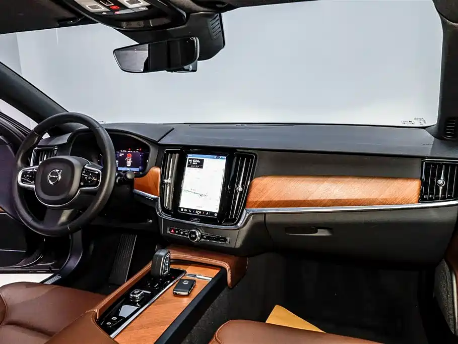 Volvo S90 2024 — фото 25